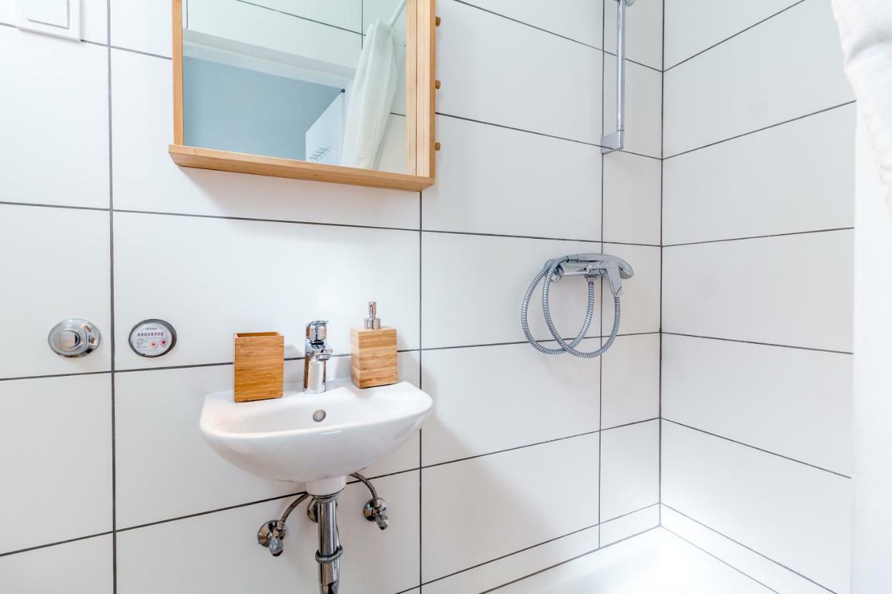 Flexible Selfcheckins 13 & 14 - Le Petit & Le Grand Zagreb - Centre - New - Apartments Repinc Bagian luar foto