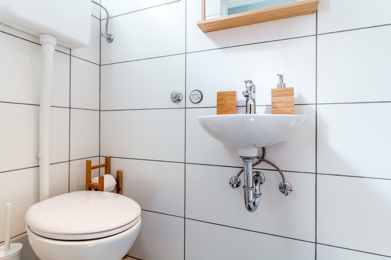 Flexible Selfcheckins 13 & 14 - Le Petit & Le Grand Zagreb - Centre - New - Apartments Repinc Bagian luar foto